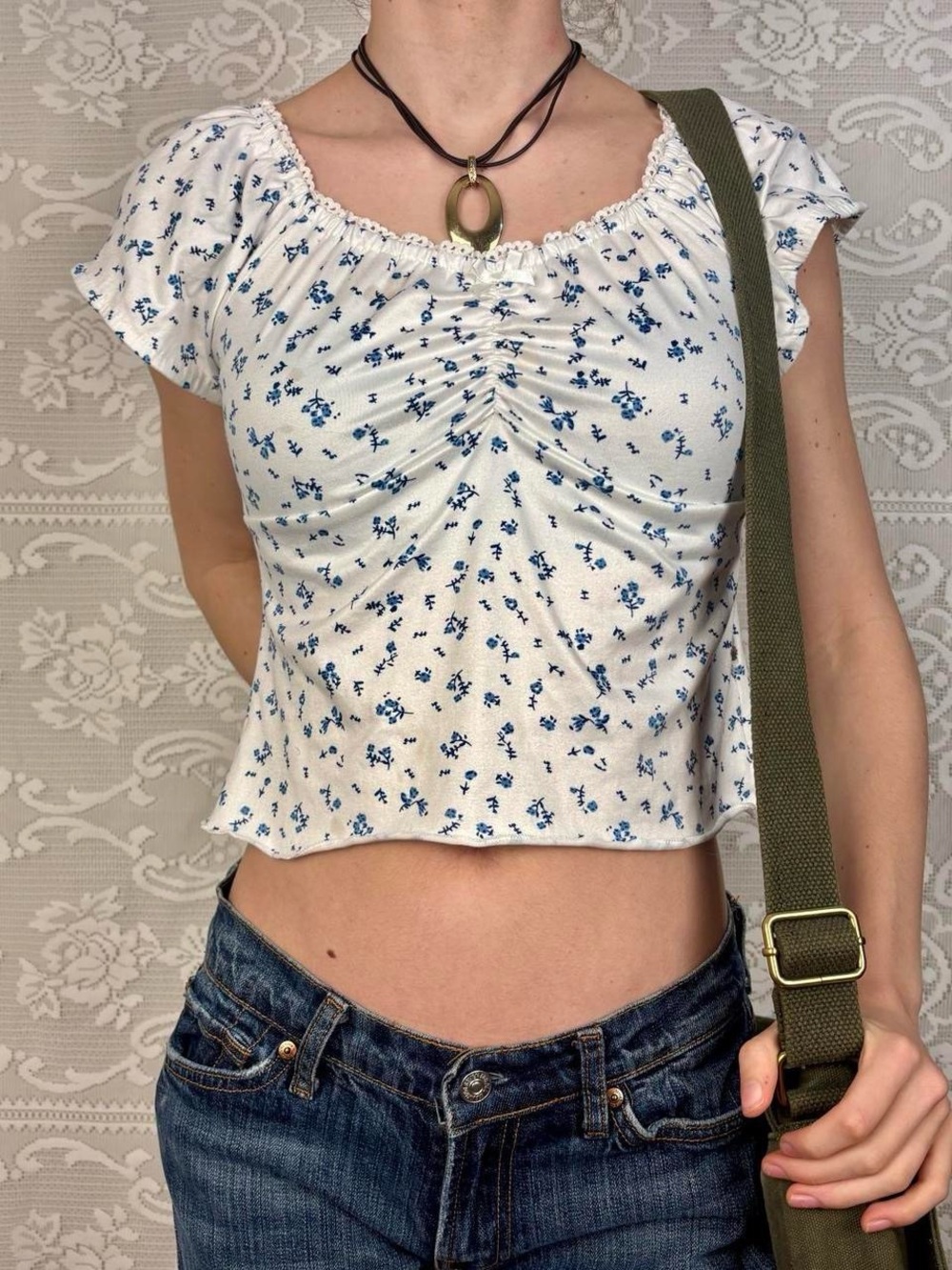 Vintage Y2K Fairycore Babydoll tee with beautiful floral design✨